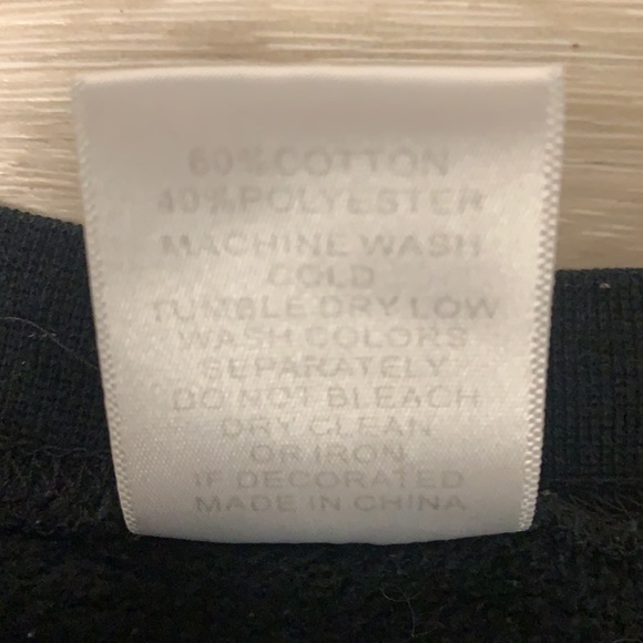 Unisex Iowa Hawkeyes sweatshirt - Picture 5 of 5